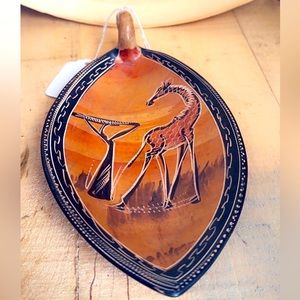 Vintage Almond Jungle Ash tray